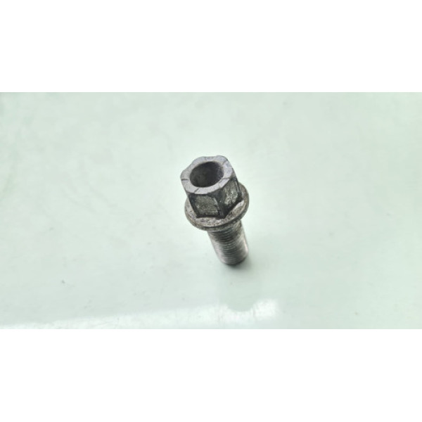 Parafuso Porca De Roda Volkswagen Jetta Ano 2019 2020