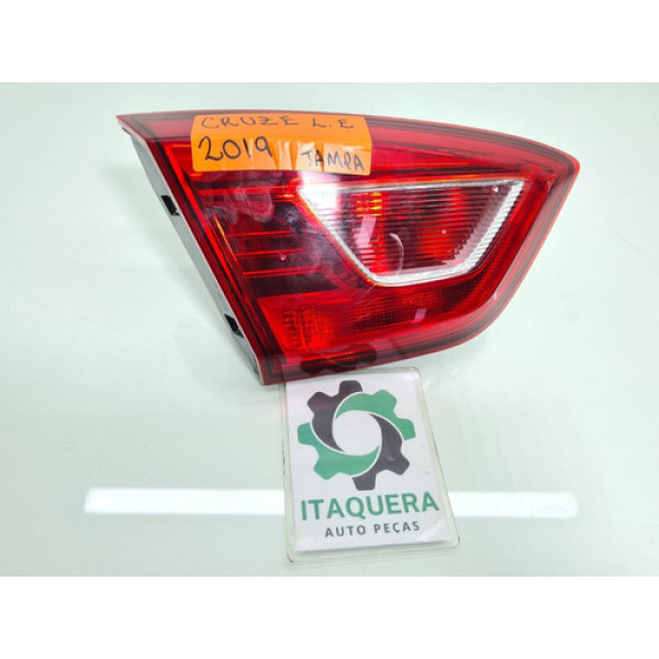 Lanterna Tampa Traseira Esquerda Gm Cruze 1.4 Ano 2018 2019