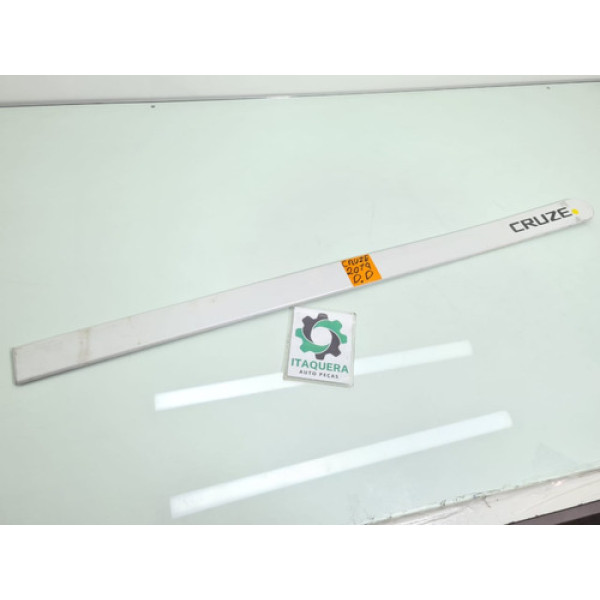 Aplique Porta Dianteira Direita Gm Cruze Sedan 2018 Avaria