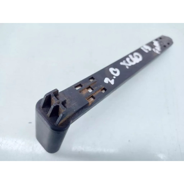 Trava Fixação Farol Volvo Xc60 2014 2015 2016  30763154