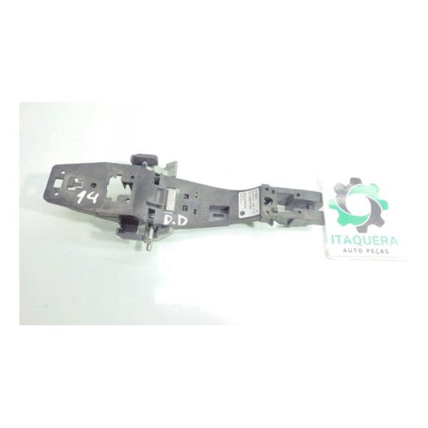 Suporte Maçaneta Dianteira Direita Freelander 2 Ano 2014