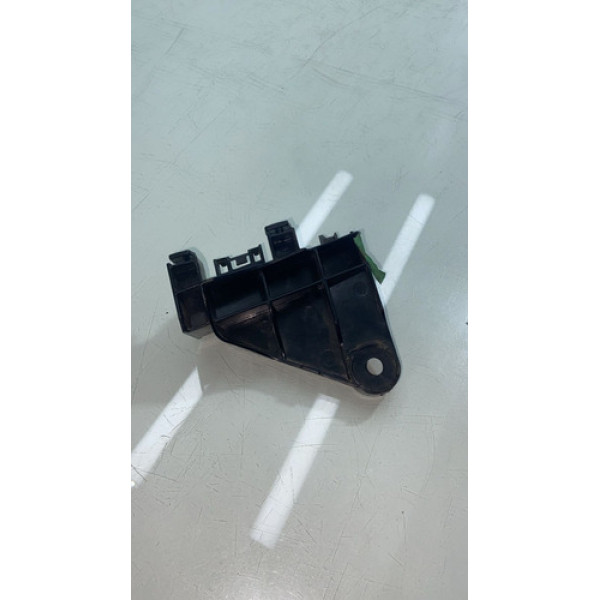 Guia Parachoque Traseiro Direito Toyota Corolla 2019