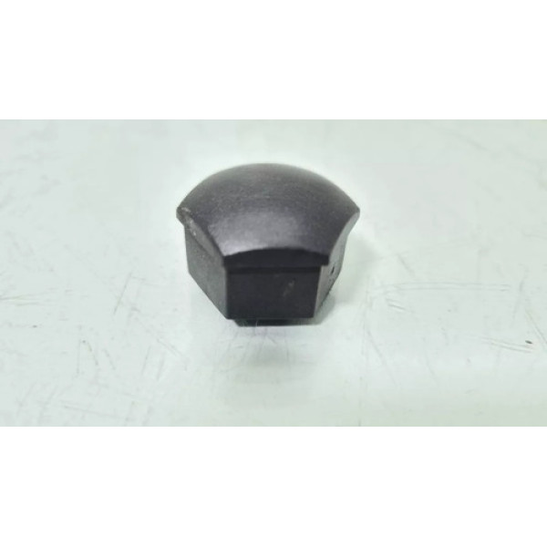 Tampa Porca De Roda Volvo V40 T4 2.0 Ano 2016 2017 2018