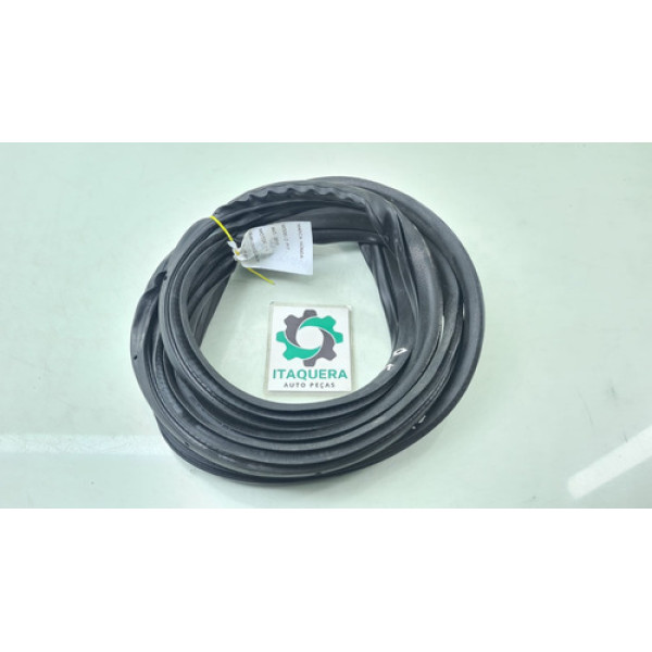 Borracha Carroceria Dianteira Esquerda Honda Fit Ano 2016