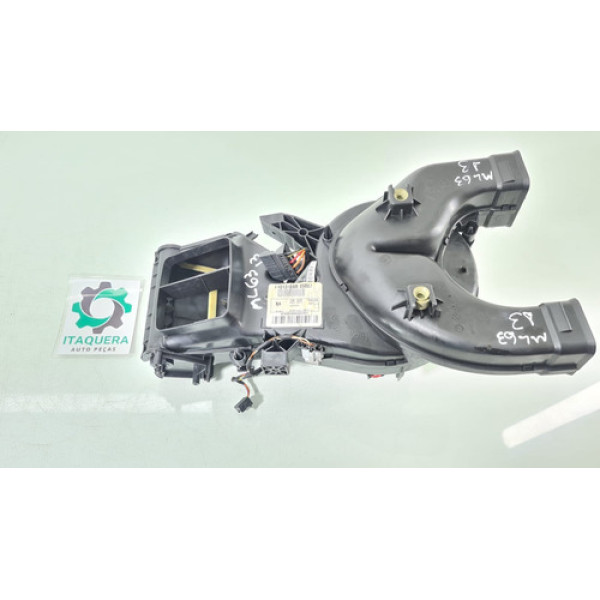 Caixa Ar Condicionado Traseiro Mercedes Ml63 Ml350 Gle 2015