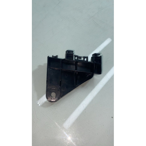 Guia Parachoque Traseiro Esquerdo Corolla 2019